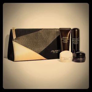 Shiseido Future Solution Lx Travel Collection 5Pcs